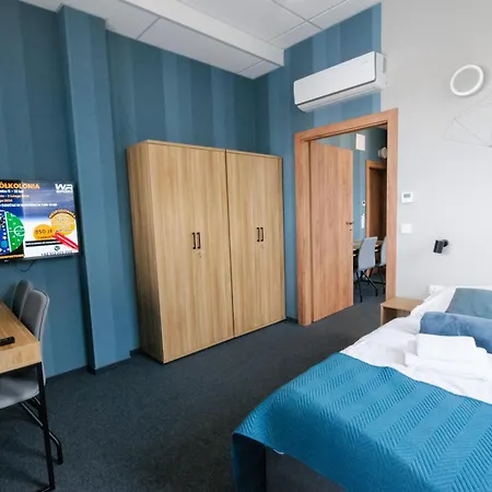 Wr Sport & - Centrum Sportu I Rozrywki Hotel *
